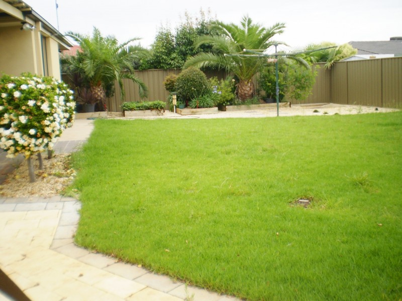 10 Ken McMullen Place, Dubbo NSW 2830