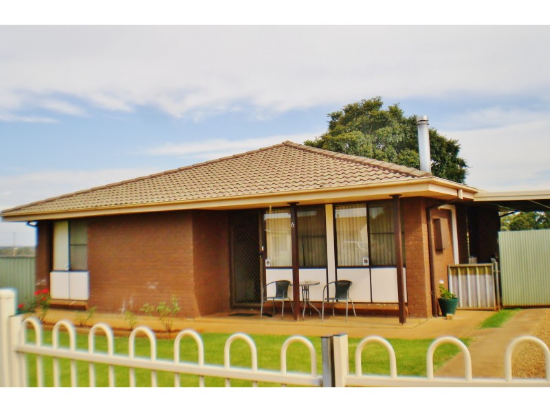 6 Spears Drive, Dubbo NSW 2830