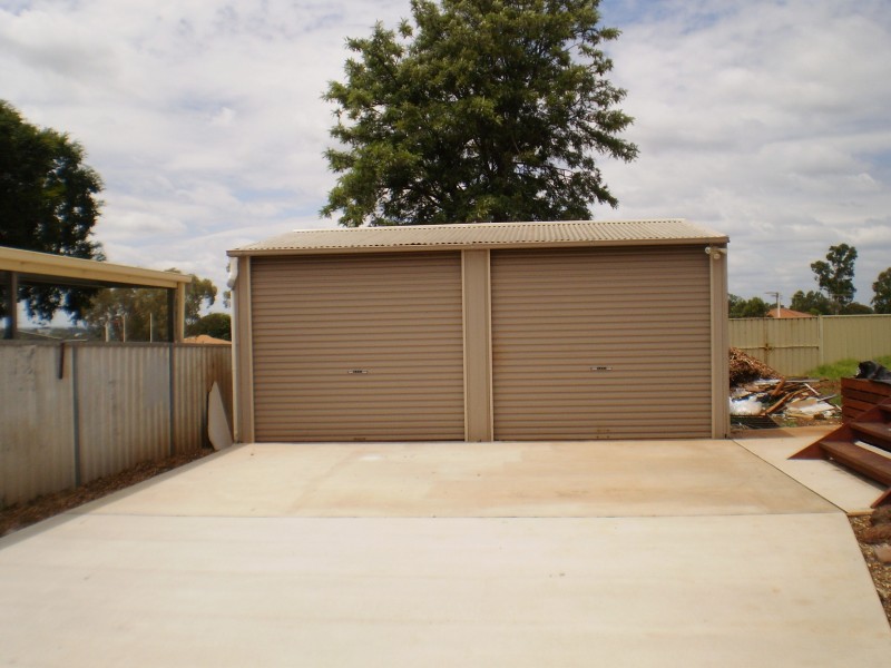 8 Spears Drive, Dubbo NSW 2830