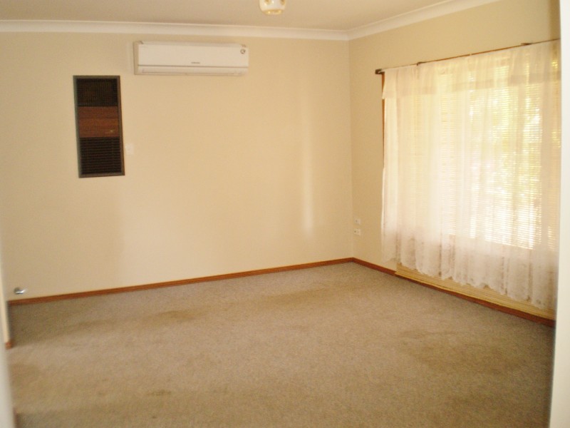 23 Oxley Circle, Dubbo NSW 2830