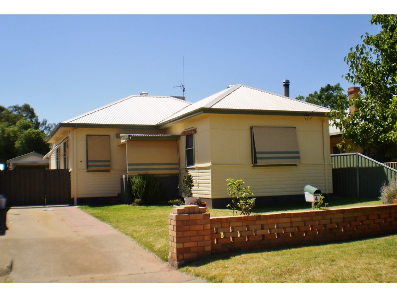 4 Jubilee Street, Dubbo NSW 2830
