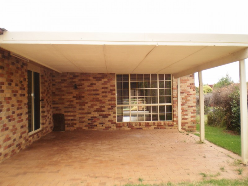 23 Grangewood Drive, Dubbo NSW 2830