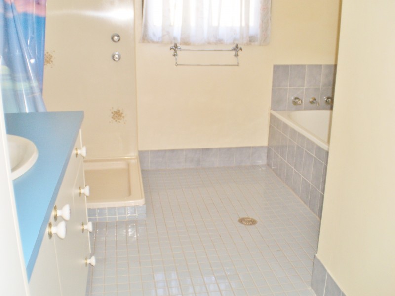 73 Temoin Street, Trangie NSW 2823