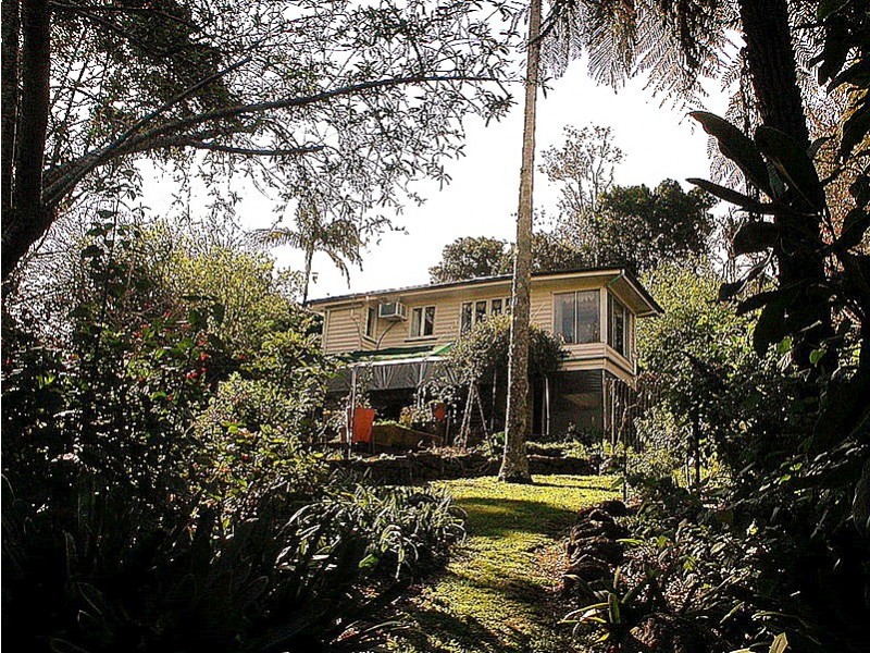 9 Central Avenue, Eagle Heights QLD 4271