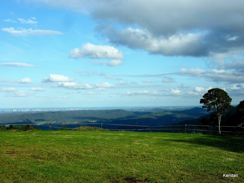 135 Curtis Road, North Tamborine QLD 4272