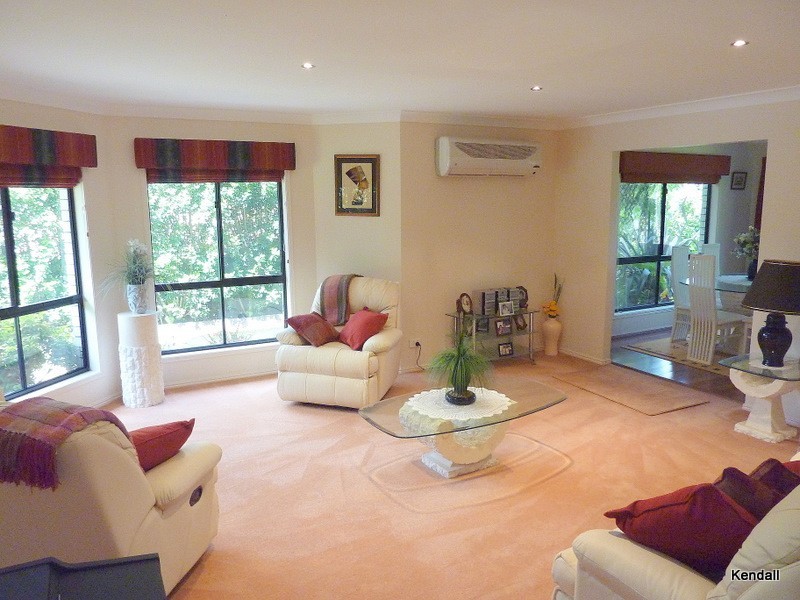 17 Justin Avenue, Tamborine Mountain QLD 4272