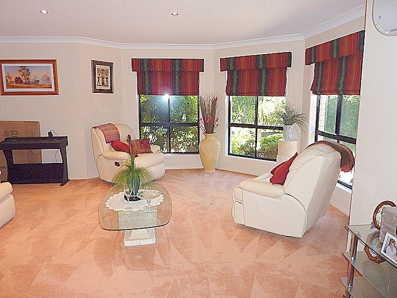 17 Justin Avenue, Tamborine Mountain QLD 4272