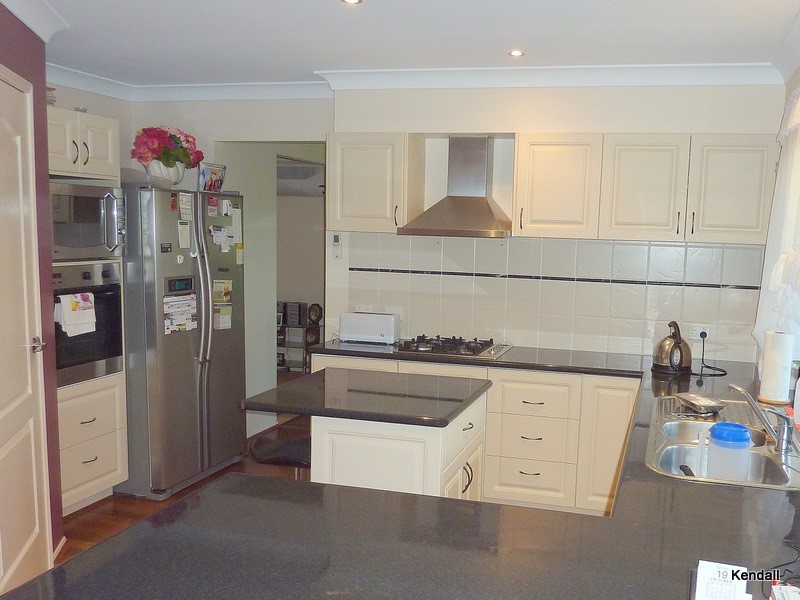 17 Justin Avenue, Tamborine Mountain QLD 4272