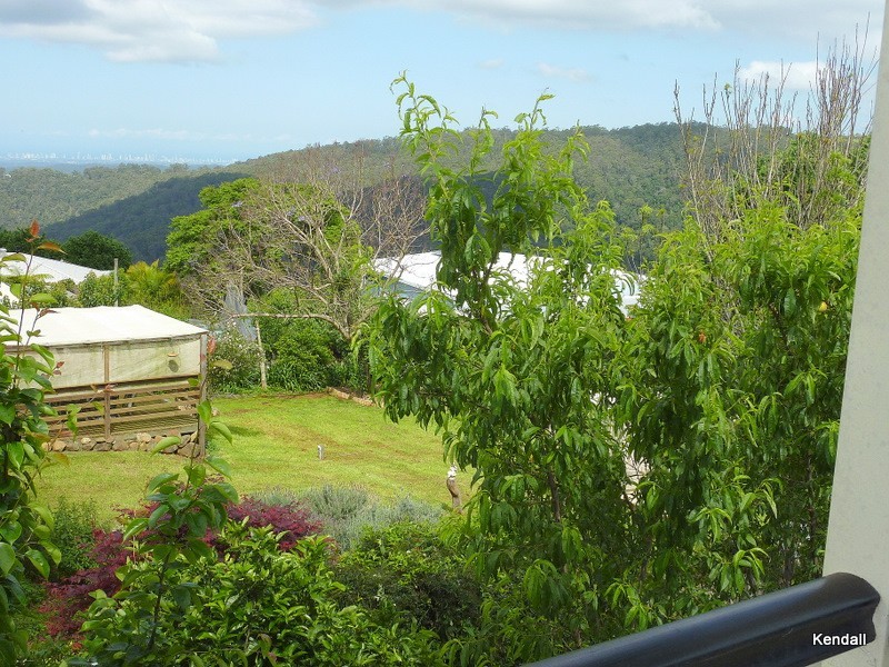 17 Justin Avenue, Tamborine Mountain QLD 4272