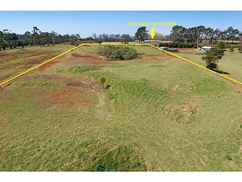 379 Long Road, Tamborine Mountain QLD 4272