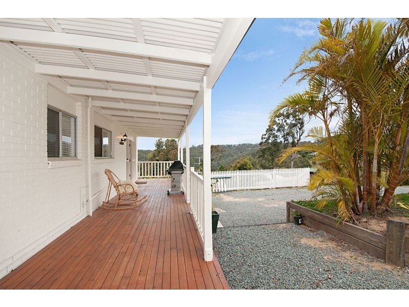 69 Magnetic Drive, Eagle Heights QLD 4271