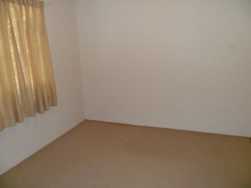 4 Holland Street, Gosnells WA 6110