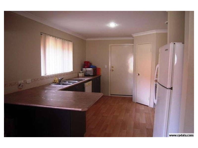 16 Leedon Drive, Ellenbrook WA 6069