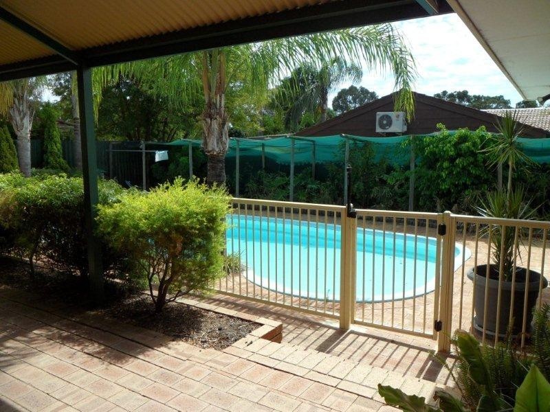 36 Glencairn Way, Parkwood WA 6147
