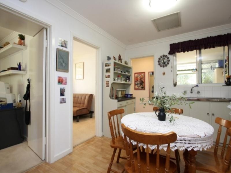 15B Clifton Street, Maddington WA 6109