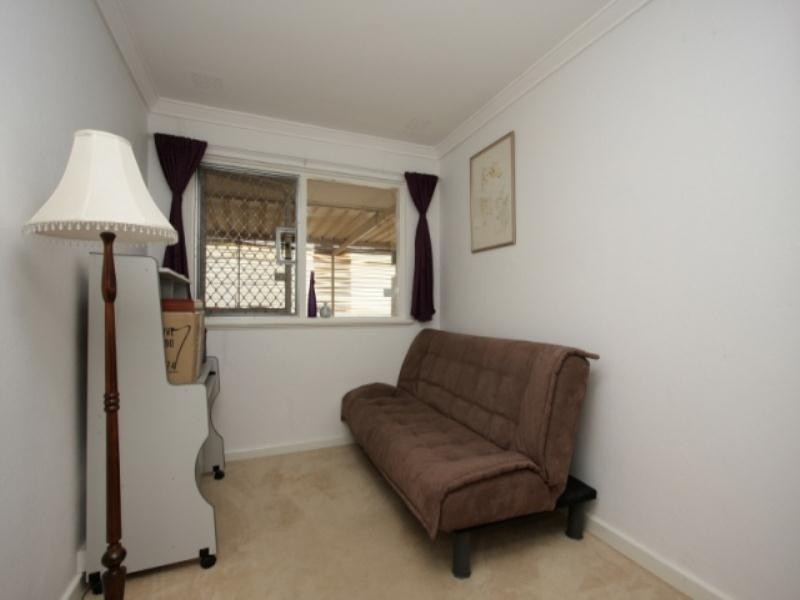 15B Clifton Street, Maddington WA 6109