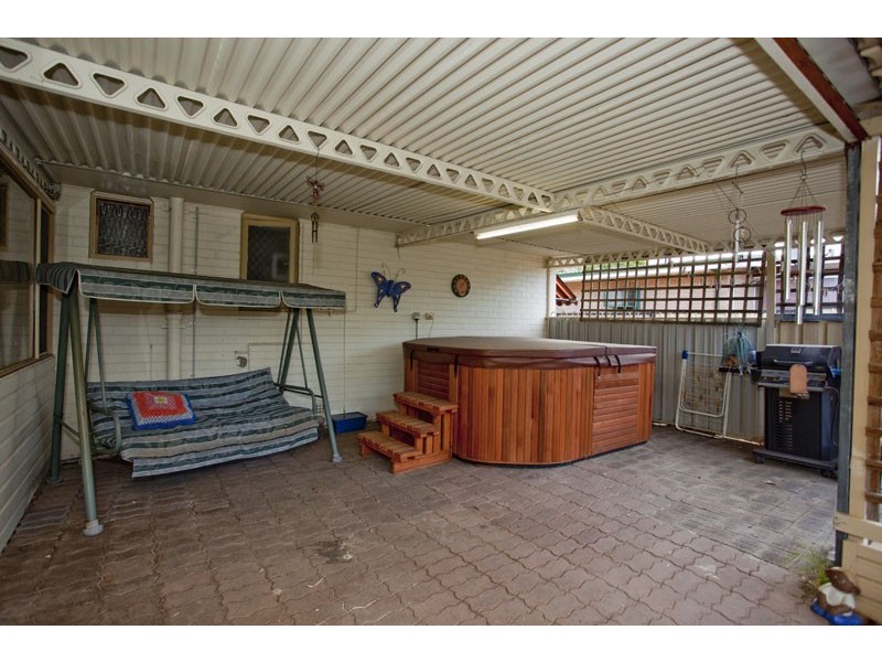 24 Cameron Street, Langford WA 6147