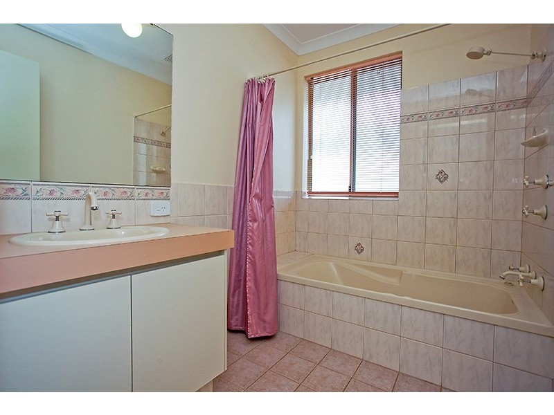 21 Wundu Entrance, South Guildford WA 6055