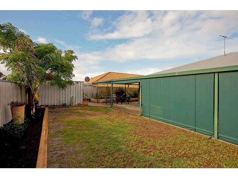 21 Wundu Entrance, South Guildford WA 6055