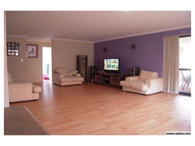 16 Leedon Drive, Ellenbrook WA 6069