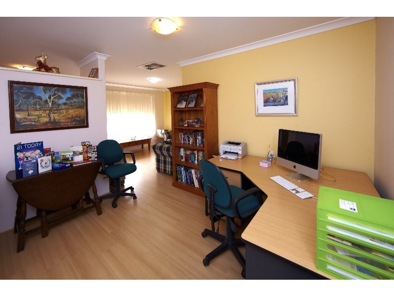 15 Frampton Crescent, Canning Vale WA 6155