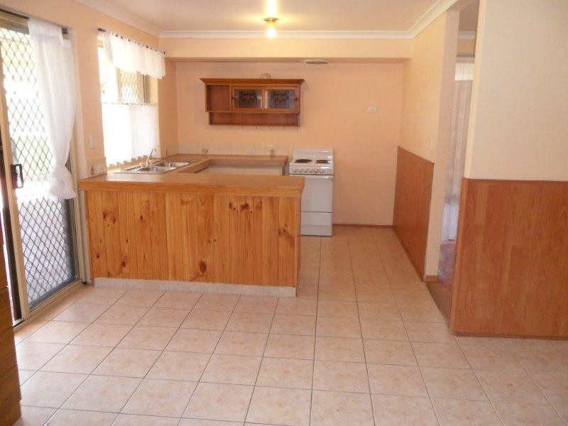 21 Lakewook Cove, Kenwick WA 6107