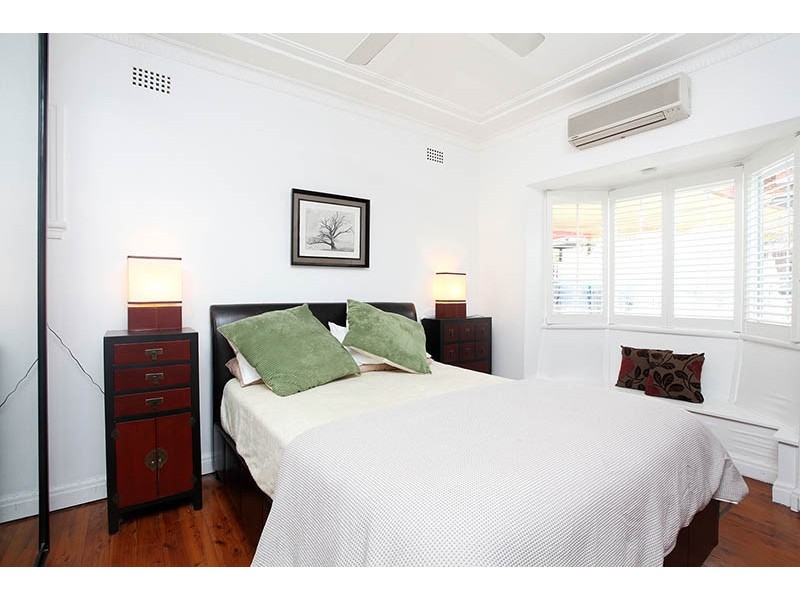 20 Lapish Avenue, Ashfield NSW 2131