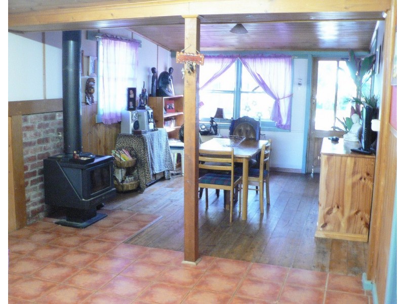 46 Ebden St, Heathcote VIC 3523