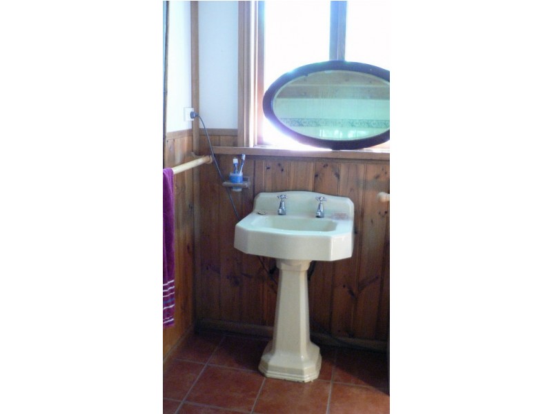 46 Ebden St, Heathcote VIC 3523