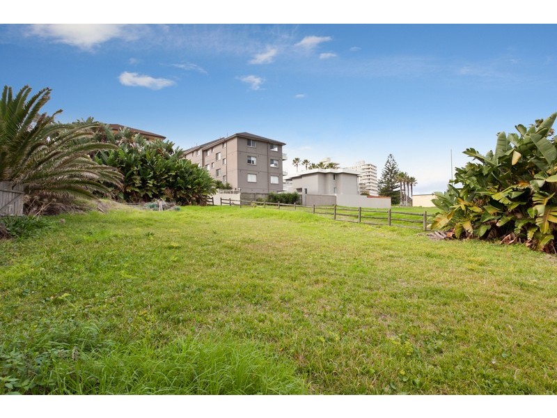 48a Kooloora Avenue, Freshwater NSW 2096