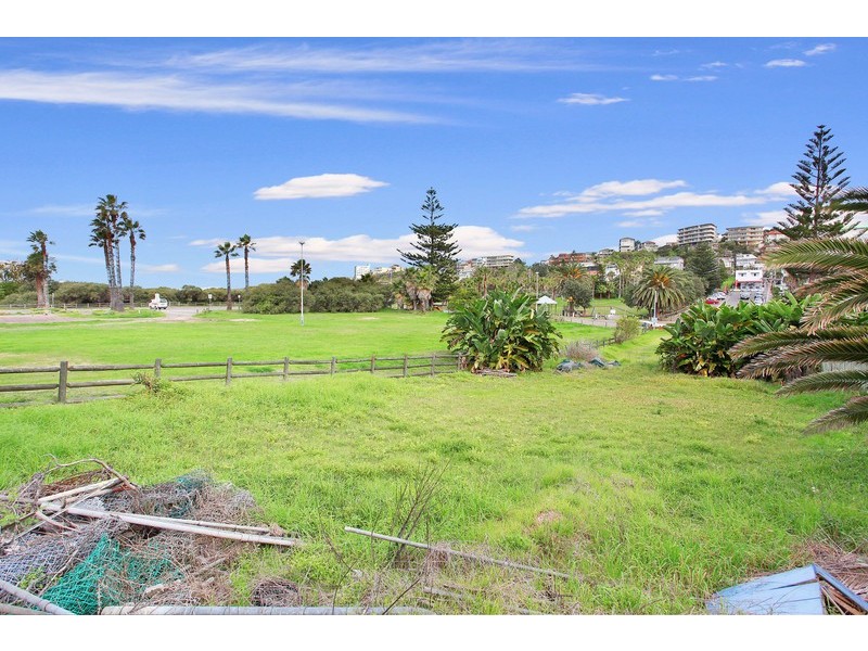 48a Kooloora Avenue, Freshwater NSW 2096