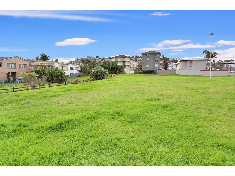 48a Kooloora Avenue, Freshwater NSW 2096