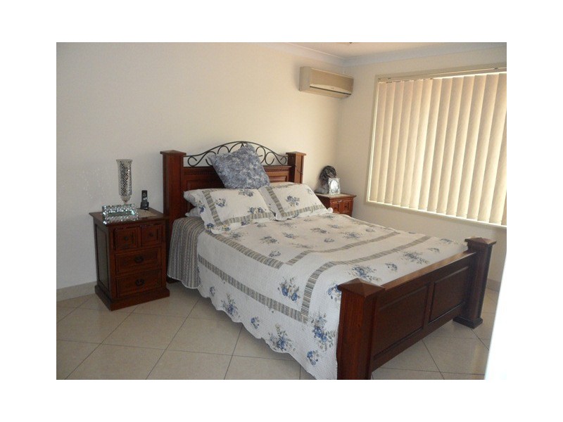Fairfield West NSW 2165
