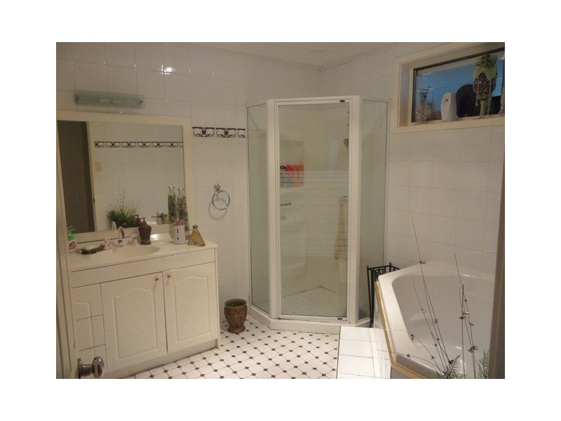 Fairfield West NSW 2165