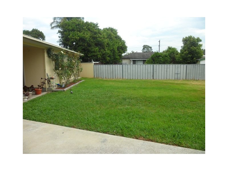 Fairfield West NSW 2165