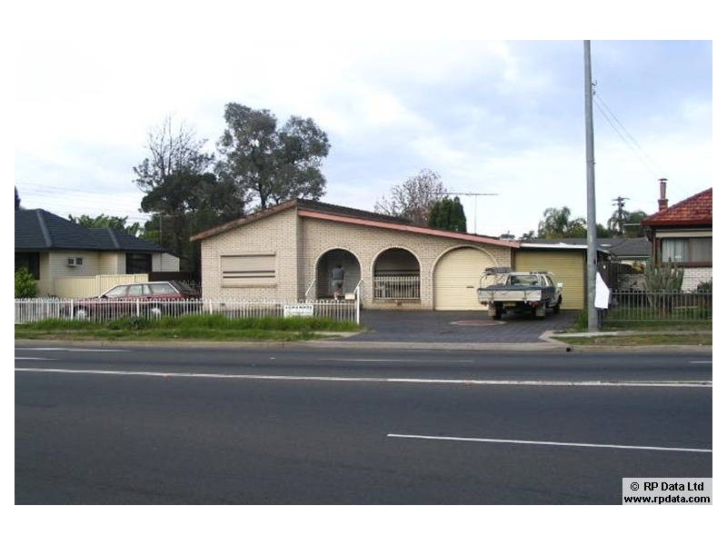 Fairfield West NSW 2165