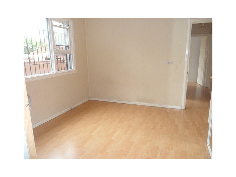 Fairfield West NSW 2165