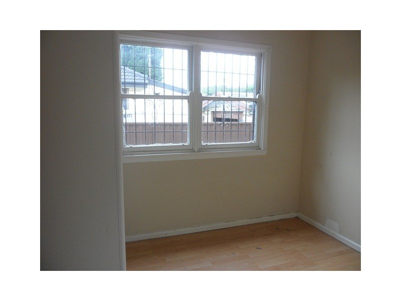 Fairfield West NSW 2165