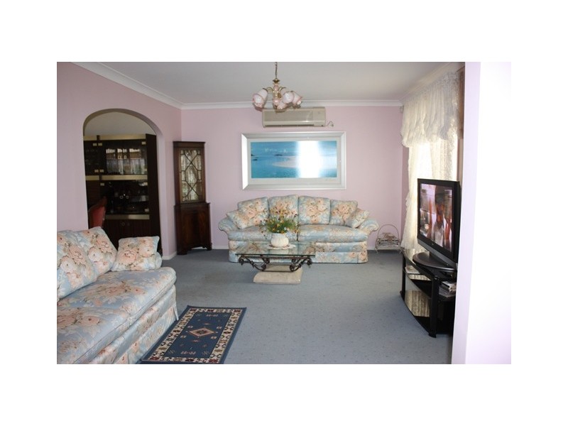 Greenfield Park NSW 2176