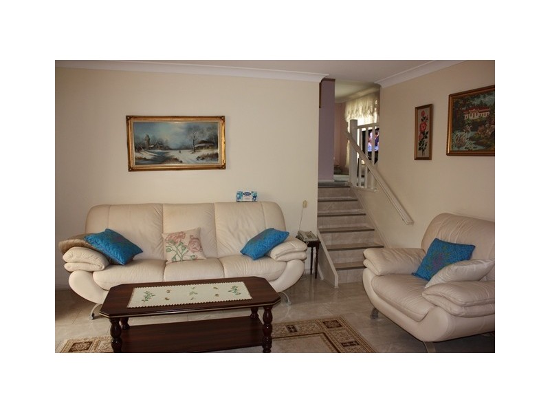 Greenfield Park NSW 2176