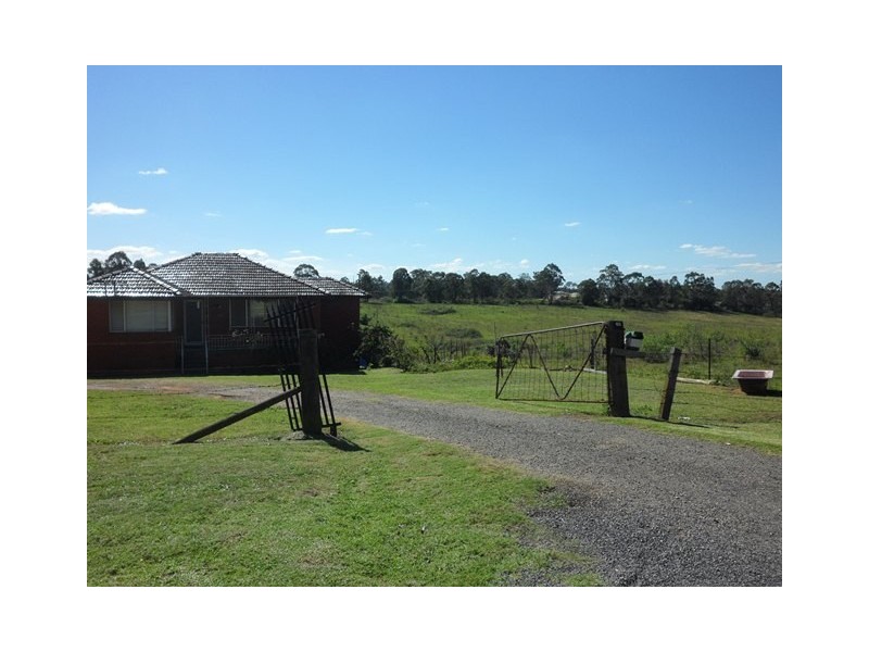 West Hoxton NSW 2171