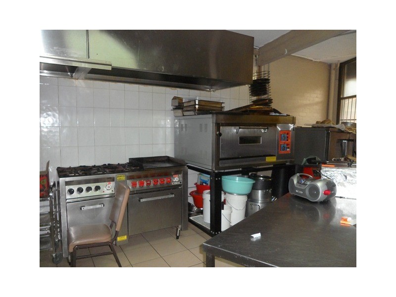 5 The crescent, Fairfield NSW 2165