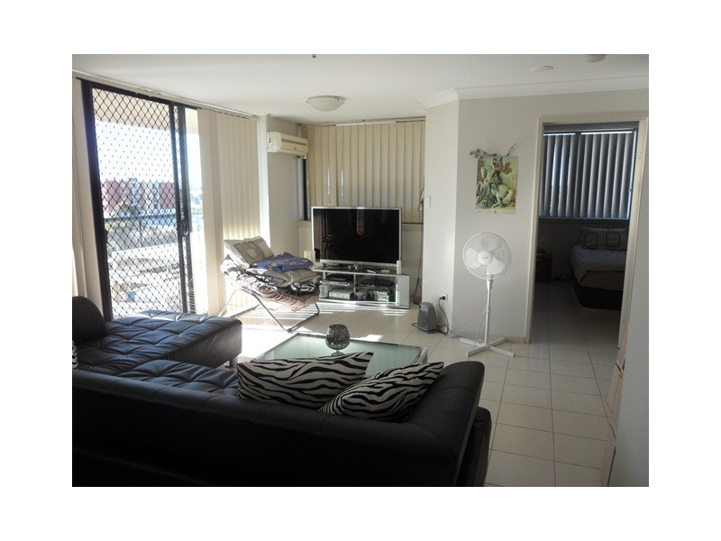 Fairfield NSW 2165