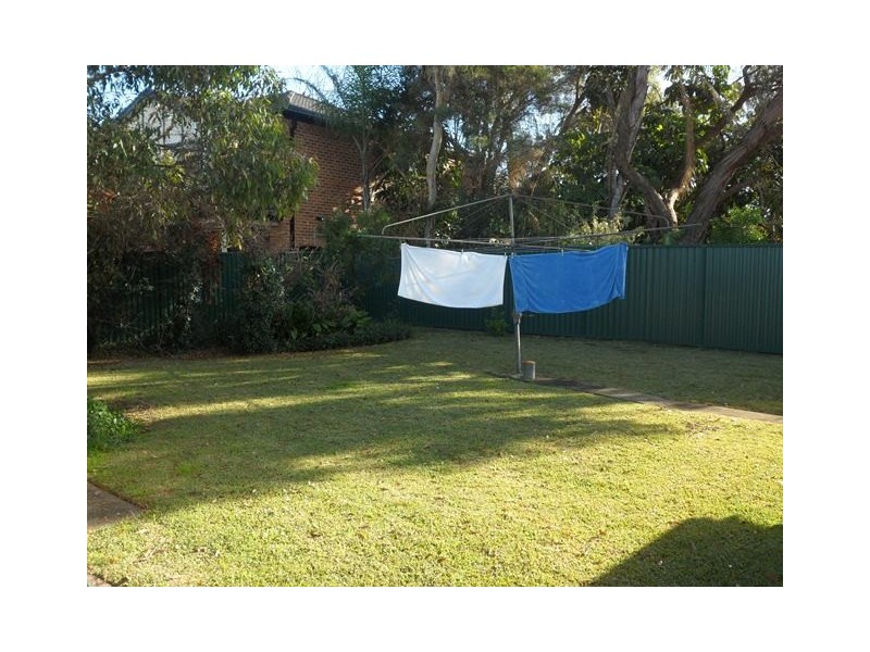 Fairfield NSW 2165
