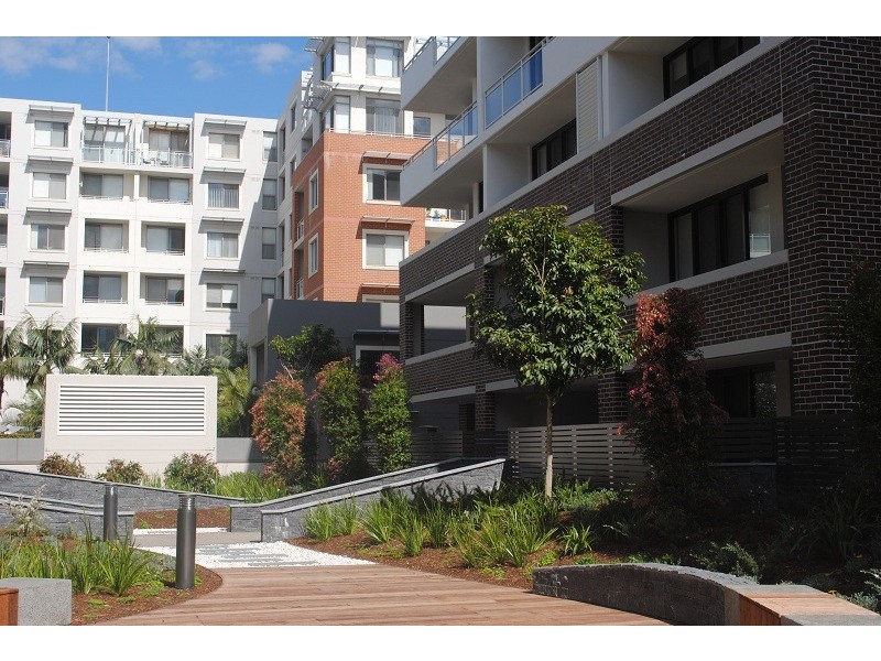 608/27 Hill Road, Wentworth Point NSW 2127