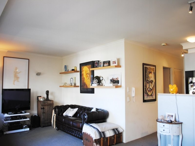 C505/6-8 Crescent Street, Redfern NSW 2016