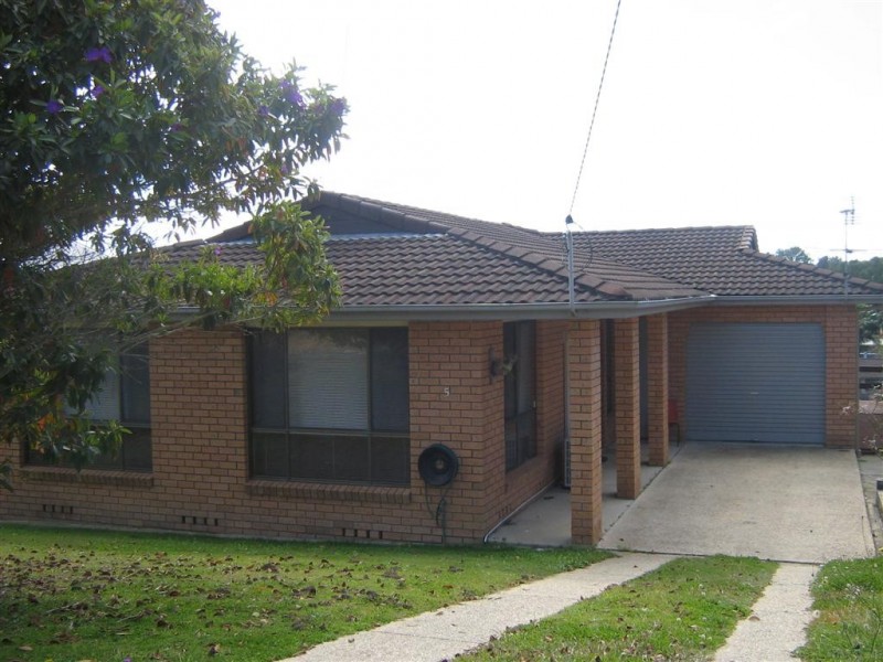 5 Carbin St, Bowraville NSW 2449