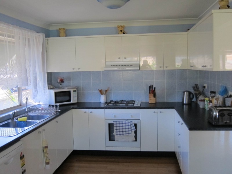 42 Casino Rd, Greystanes NSW 2145