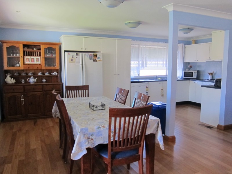 42 Casino Rd, Greystanes NSW 2145