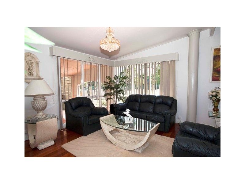 20 Cumberland Rd, Greystanes NSW 2145